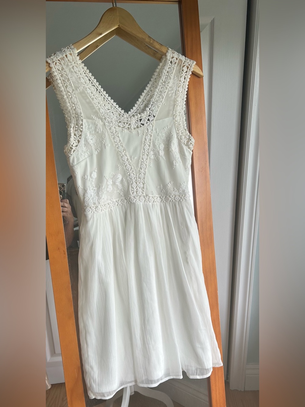 Vero Moda Cream Lace-Trim dress